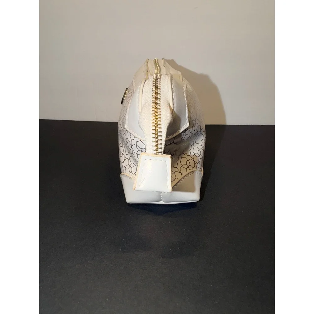 Kendra Scott Makeup Bag White Gold Medallion Logo Cosmetic Pouch Travel Case